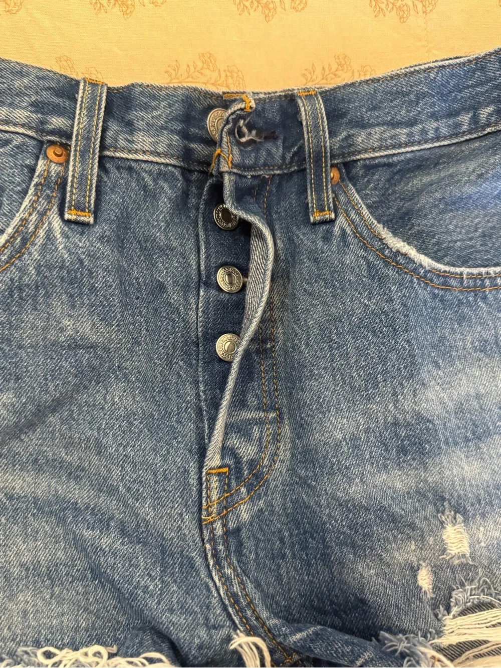 Levi's 501 Classic Denim Jean Shorts - Picture 3 of 5